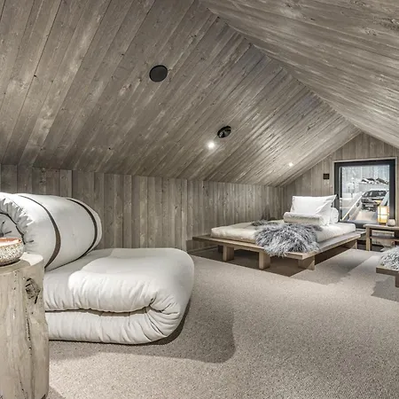 North Silence 16a By Hilla *